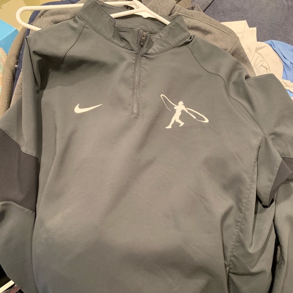 Jackets & Flannels - Picture 4 of 5